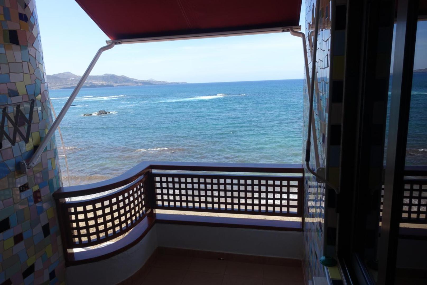Estudio Luminoso, Primera Linea De Playa De Las Canteras لاس بالماس دي غران كاناريا المظهر الخارجي الصورة